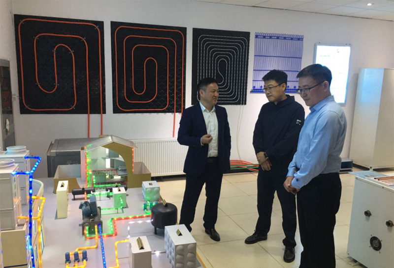 黑龙江热烈欢迎七台河市经济开发区郭主任一行莅临我司参观指导